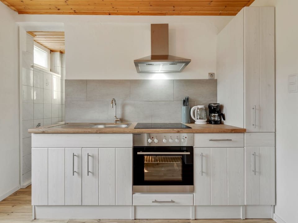 Apartment | Private kitchen | Coffee/tea maker