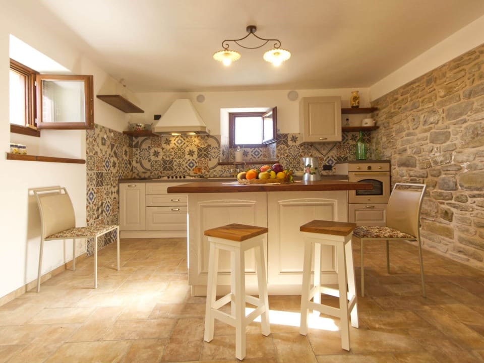 House | Private kitchen | Highchair