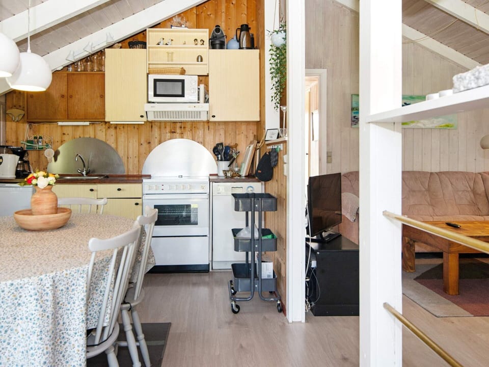 House | Private kitchen | Highchair