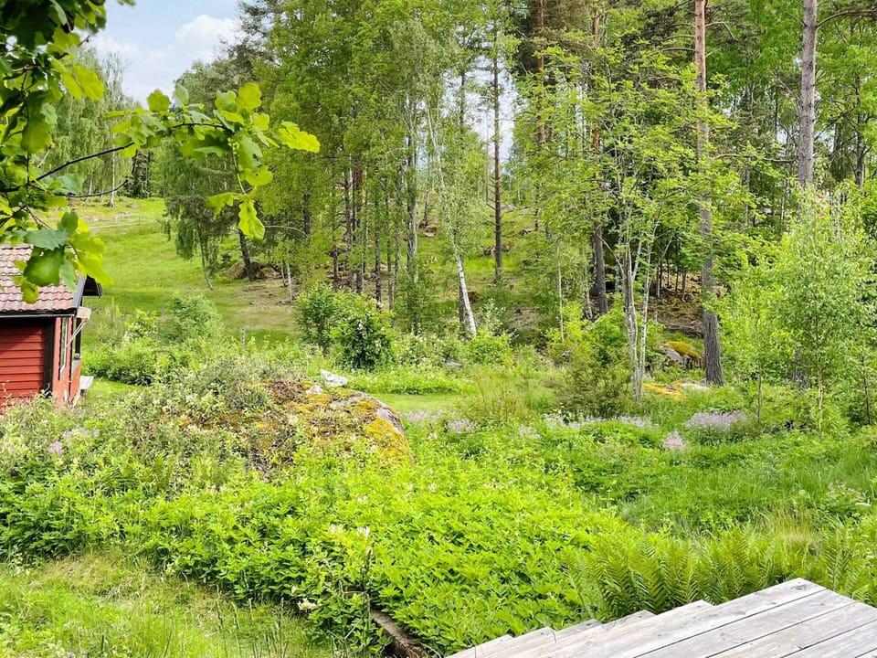 5 Person Holiday Home in Mellosa House in Sweden