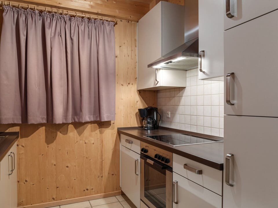 Chalet | Private kitchen | Microwave