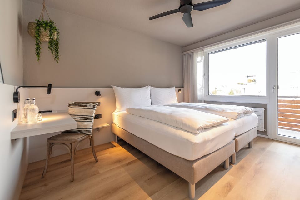 Standard Double or Twin Room | Hypo-allergenic bedding, in-room safe, desk, laptop workspace