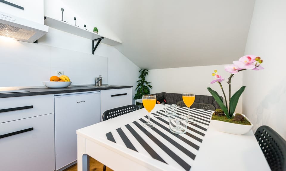 Apartment (Two Bedroom Apartment with Terrace an) | Living room | TV