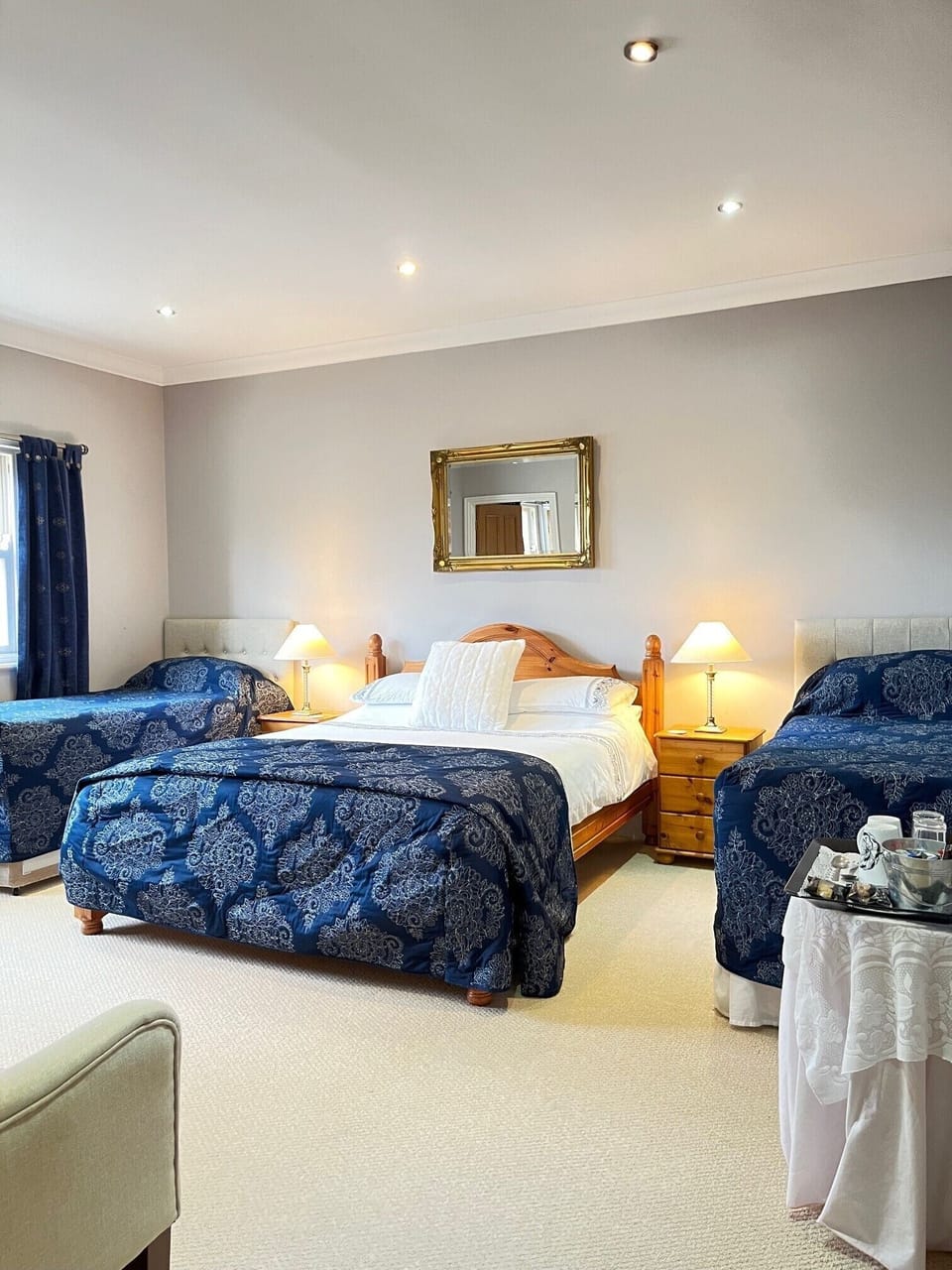 Suite, Ensuite (Falcons Nest)