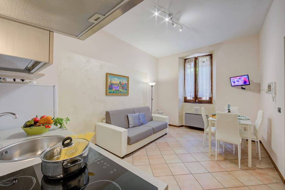 Standard Apartment, Multiple Bedrooms (Berny 100m from lake & Private garage) | Interior