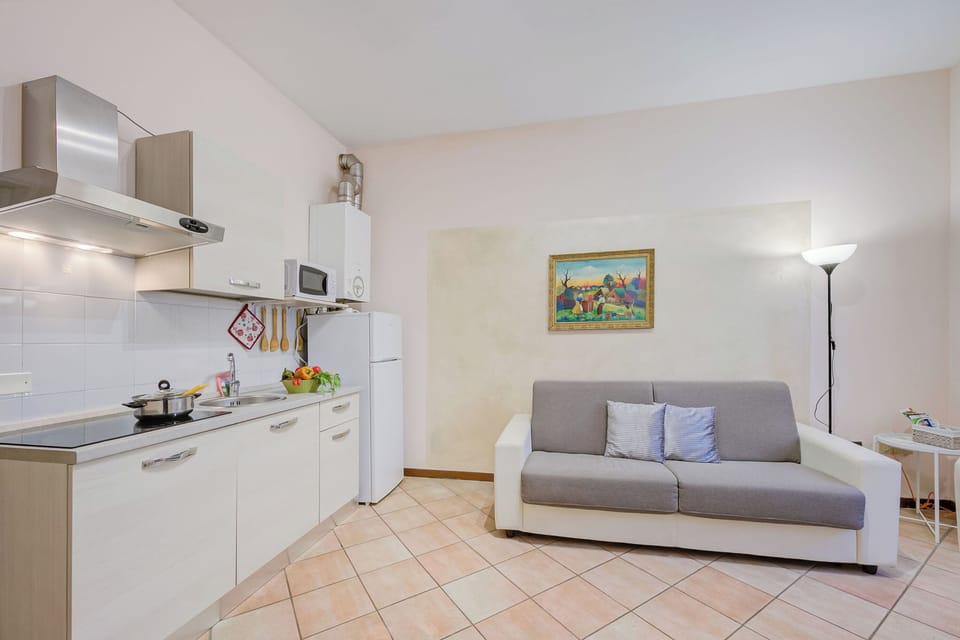 Standard Apartment, Multiple Bedrooms (Berny 100m from lake & Private garage) | Private kitchenette | Fridge, microwave, stovetop, coffee/tea maker