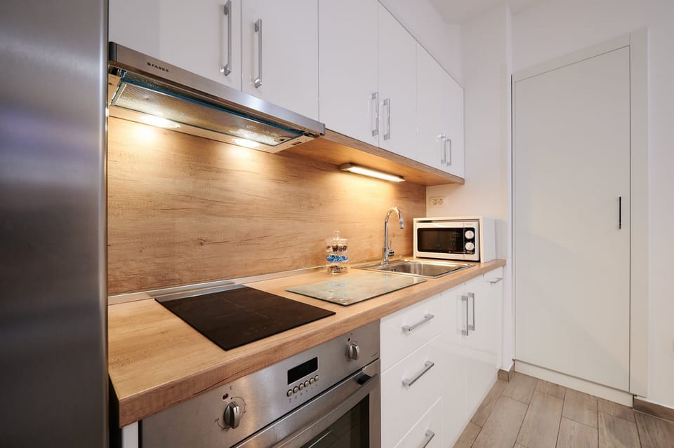 Apartment (Two Bedroom Apartment with Terrace an) | Private kitchen | Fridge