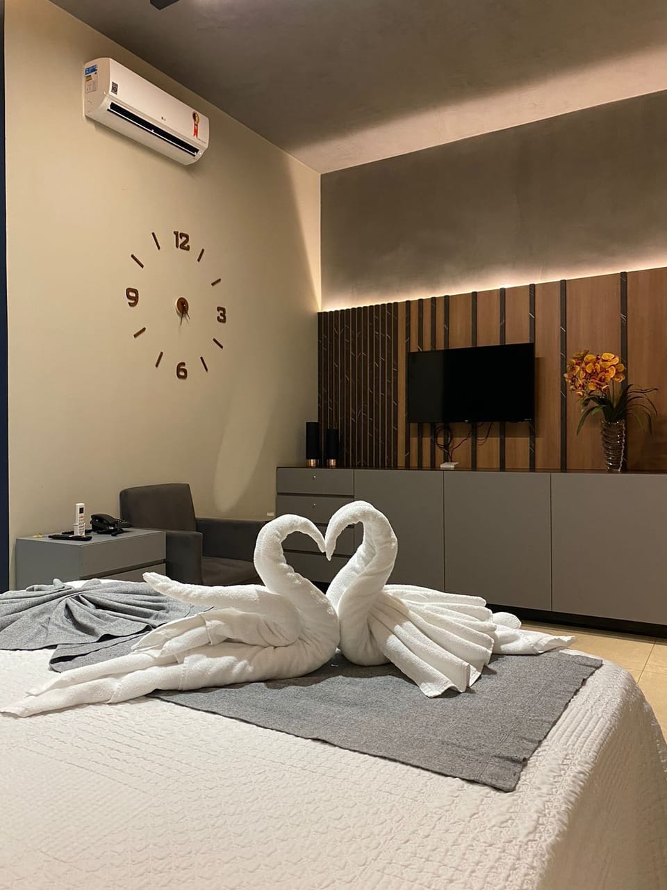 Apartamento Super Luxo double Casal | Laptop workspace, iron/ironing board, free WiFi