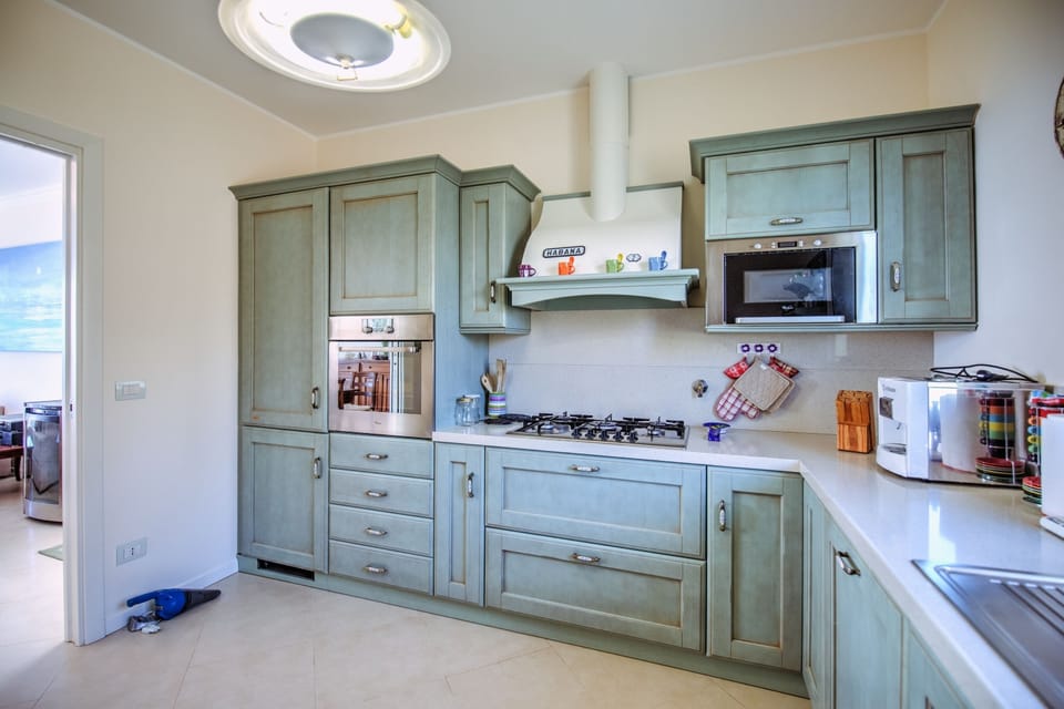 Family Villa, Multiple Bedrooms, Mountainside (Villa Lucia Riviera dei Fiori Pool) | Private kitchen | Fridge, microwave, oven, stovetop