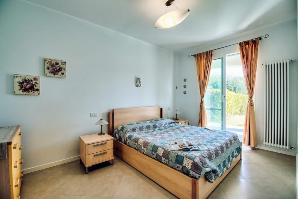 Family Villa, 5 Bedrooms, Microwave, Mountainside (Villa Lucia Riviera dei Fiori,) | 5 bedrooms