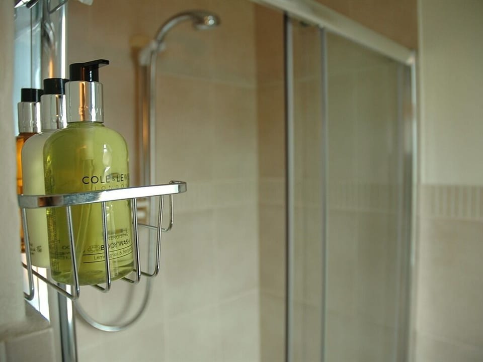 Standard Suite, Ensuite | Bathroom