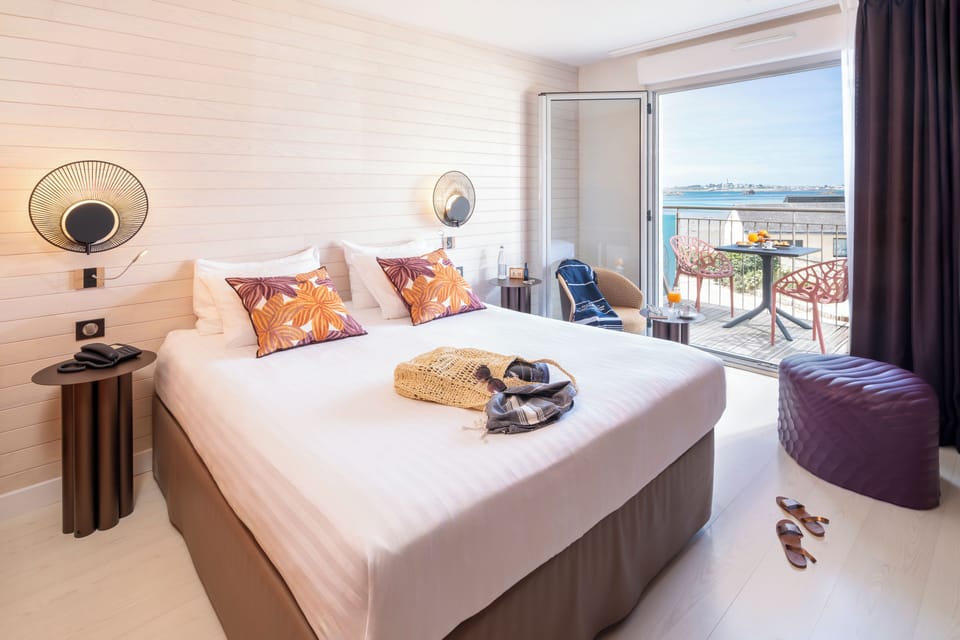 Comfort Room (Vue mer, Spa Access) | Premium bedding, Tempur-Pedic beds, minibar, in-room safe