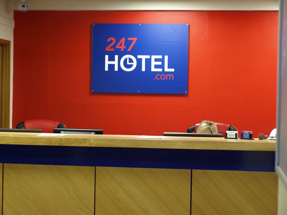 247 Hotel Hotel in Oldham