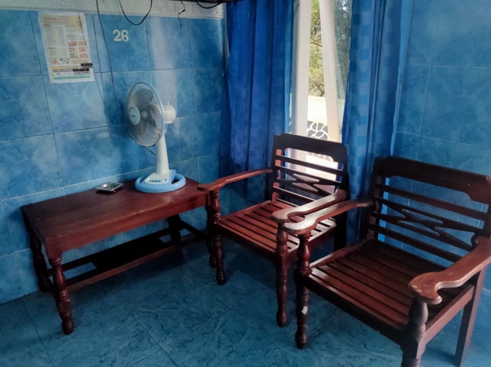 Deluxe Room | Desk, free WiFi, bed sheets