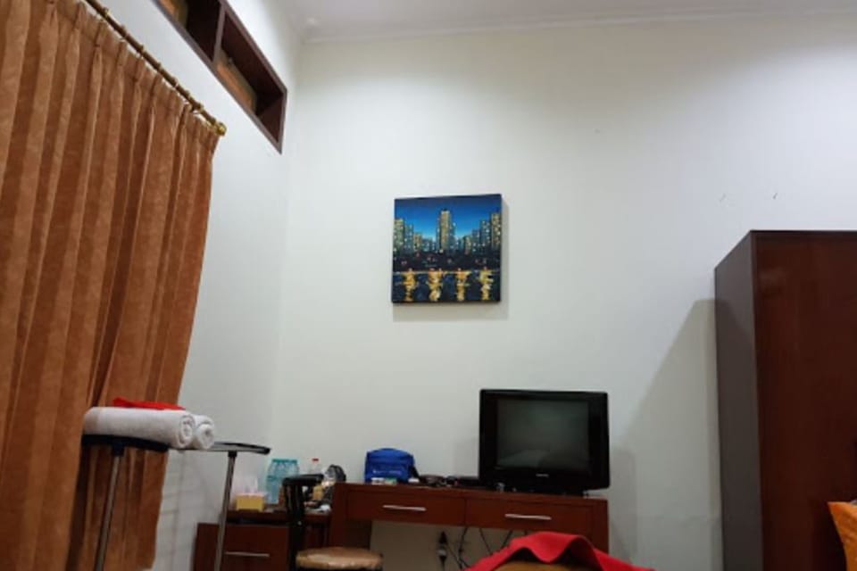 Standard Room | Desk, free WiFi