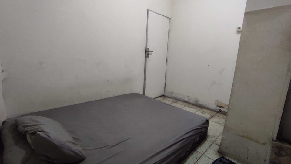 Standard Room | Desk, WiFi (free)