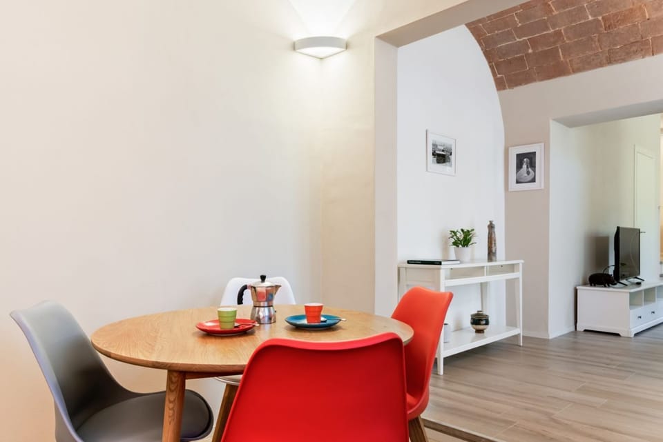 Apartment, 1 Bedroom | In-room dining