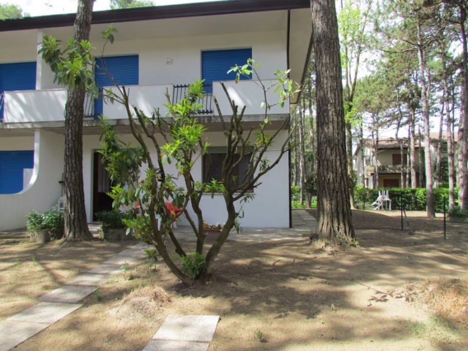 Apartment, 2 Bedrooms, Patio, Garden View | Exterior