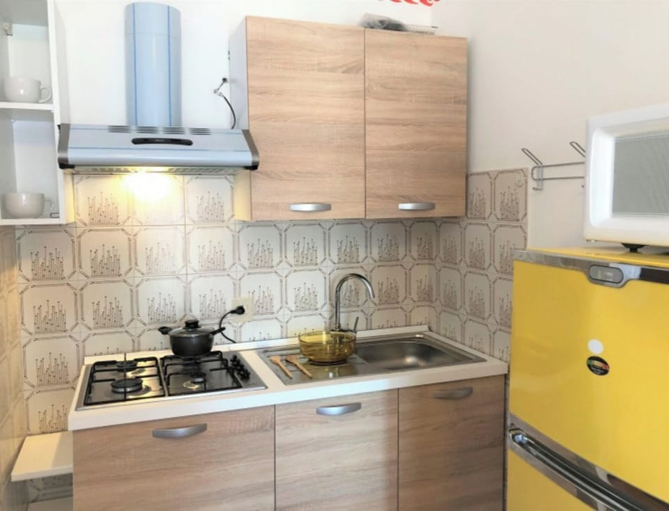 Apartment, 2 Bedrooms, Balcony, City View | Interior