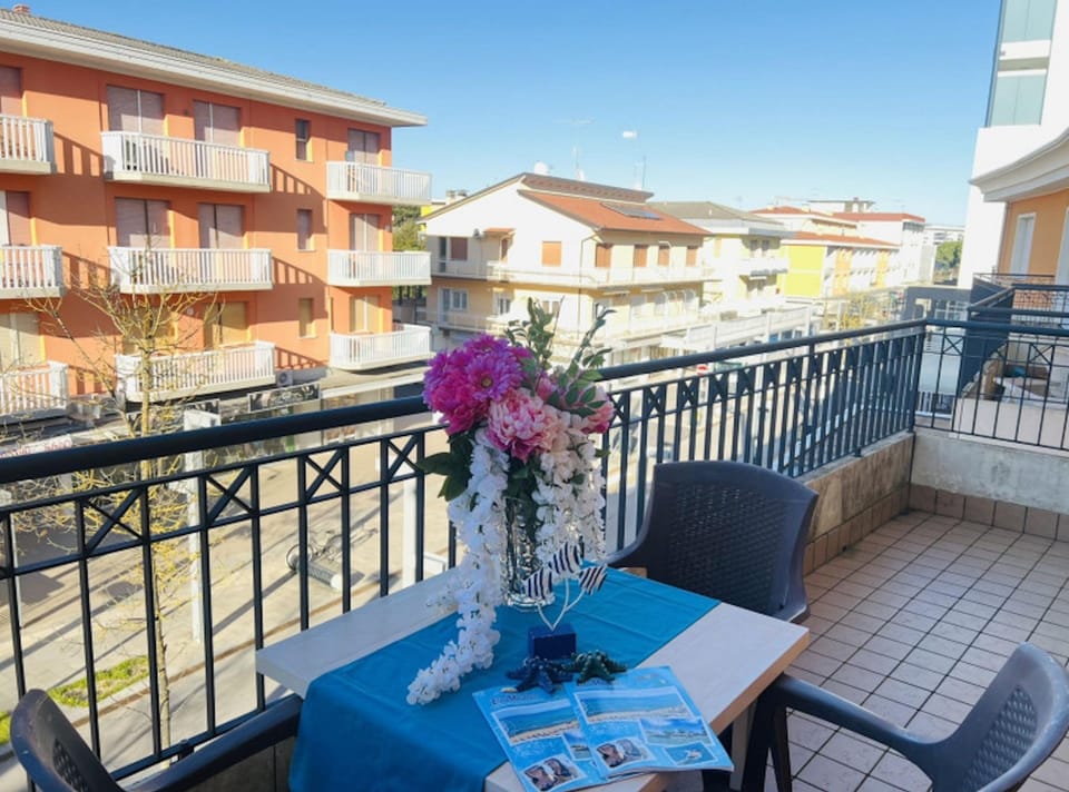 Apartment, 2 Bedrooms, Balcony, City View | Balcony