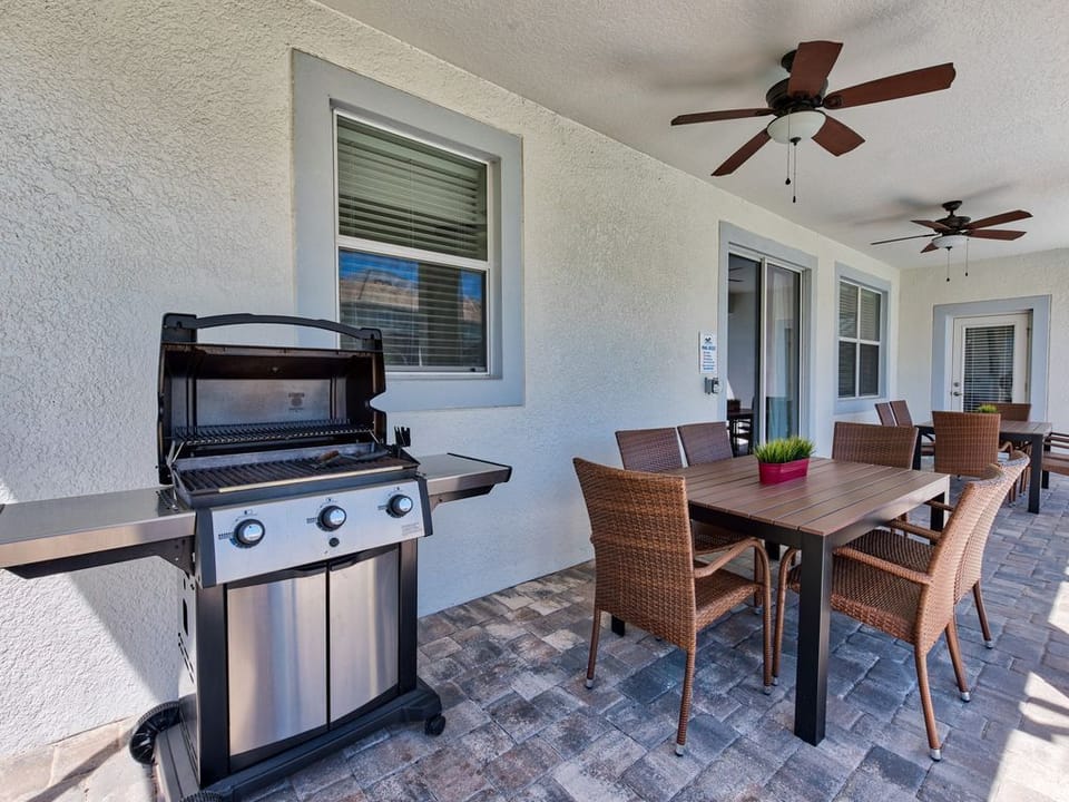 House, 6 Bedrooms, Private Pool, Pool View | BBQ/picnic area