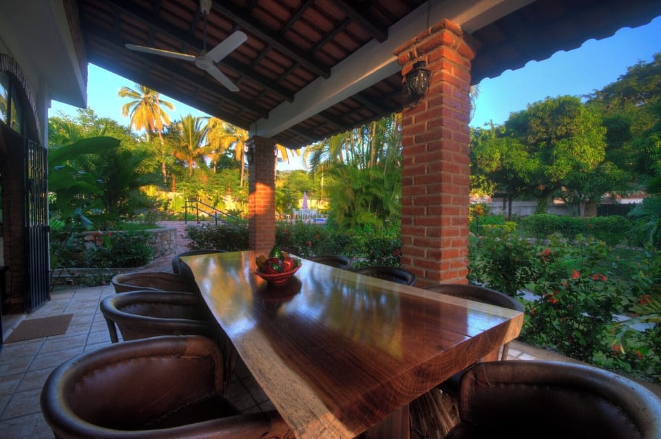 Bungalow, 1 Bedroom, Smoking, Terrace | Outdoor dining