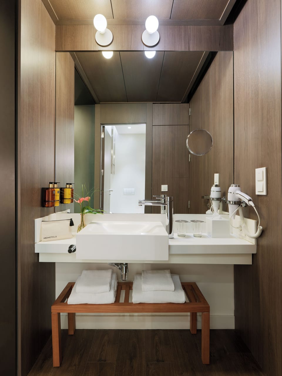 Shower, rainfall showerhead, eco-friendly toiletries, hair dryer