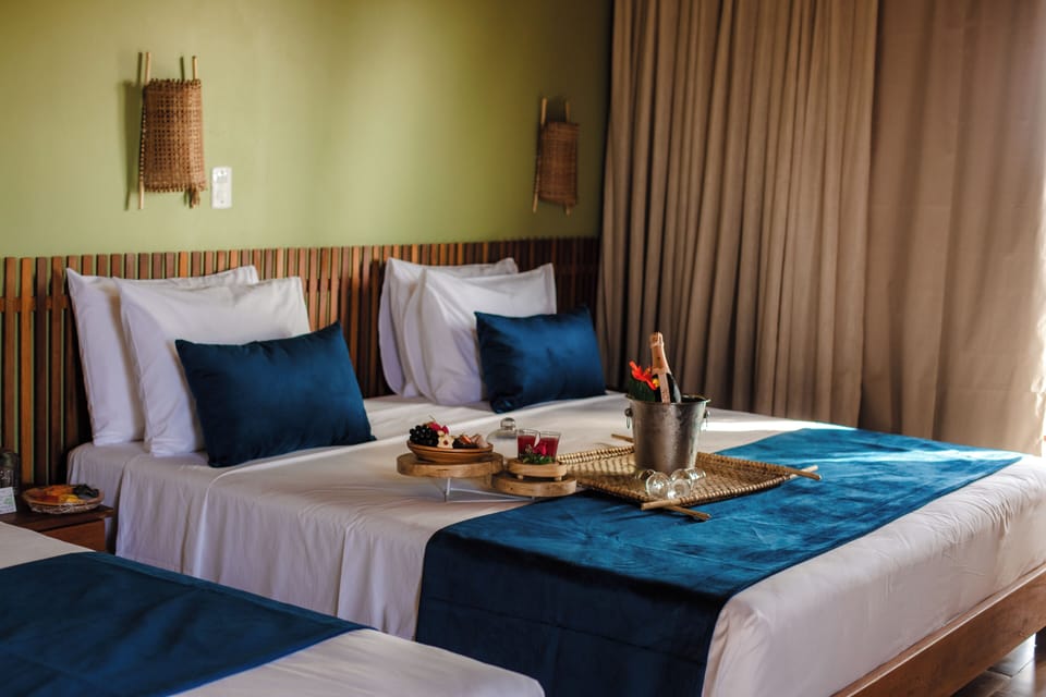 Premium bedding, minibar, laptop workspace, bed sheets