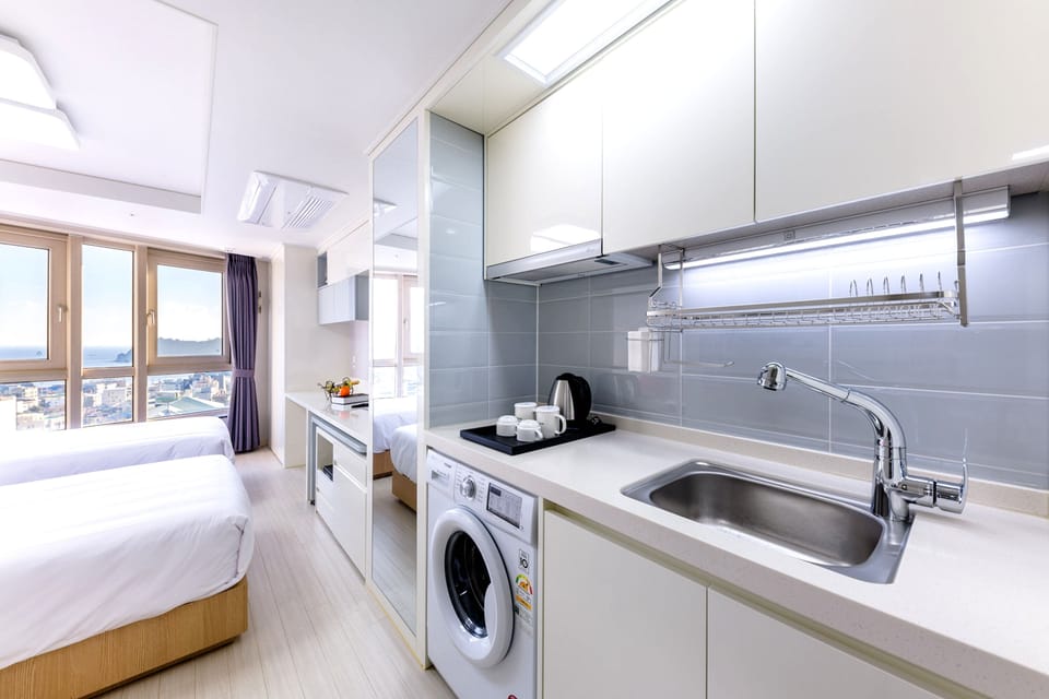 Premier Twin Room, City View | View from room