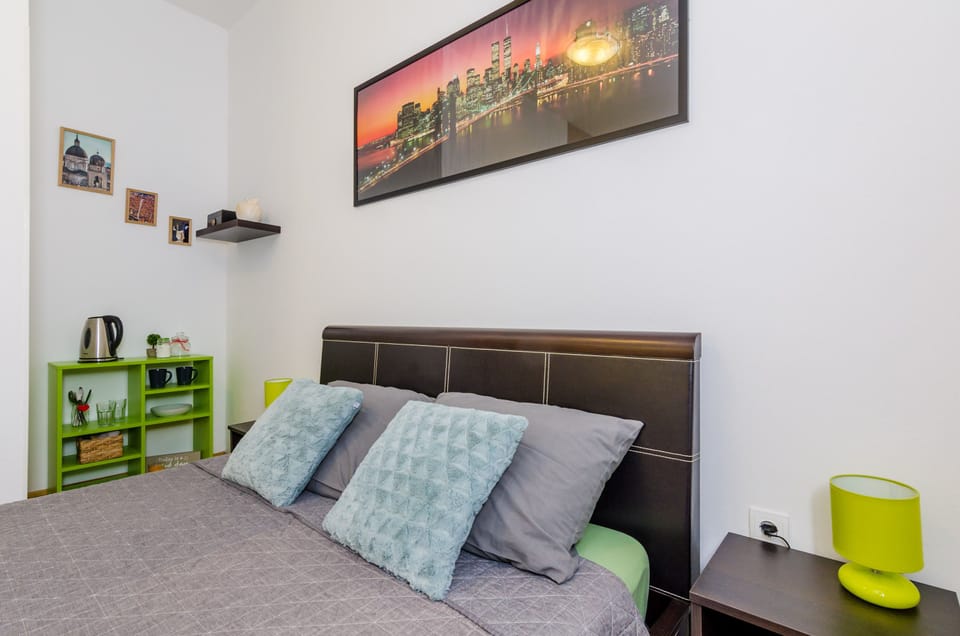 Double Room (Double Room with City View) | 1 bedroom