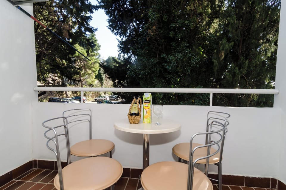 Apartment (Two-Bedroom Apartment) | Balcony
