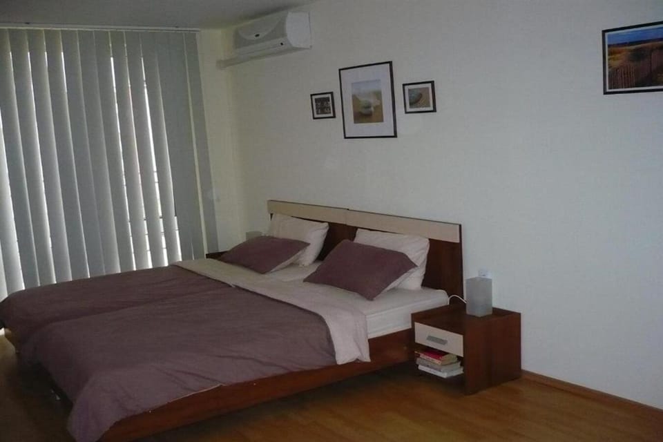 Iron/ironing board