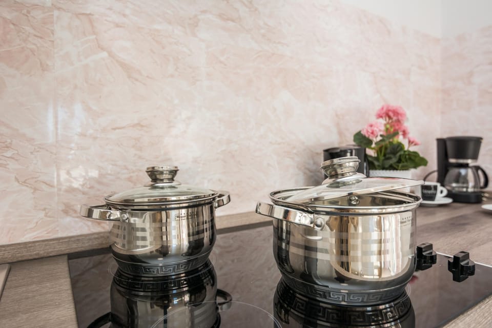 Standard Apartment, 2 Bedrooms, Balcony (Pool & Garden Apartment Bakija 2) | Private kitchen | Dining table