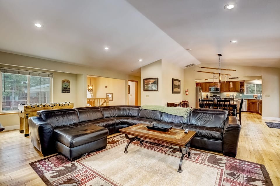 House, Multiple Beds, Hot Tub, Mountain View (Nestled Pines Retreat) | Living area | 42-inch flat-screen TV with digital channels, fireplace