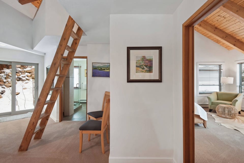 House, Multiple Beds, Patio, Mountain View (Incline Village Manor) | Interior
