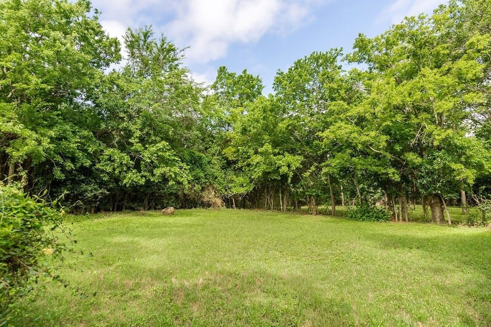House, 2 Bedrooms | Property grounds
