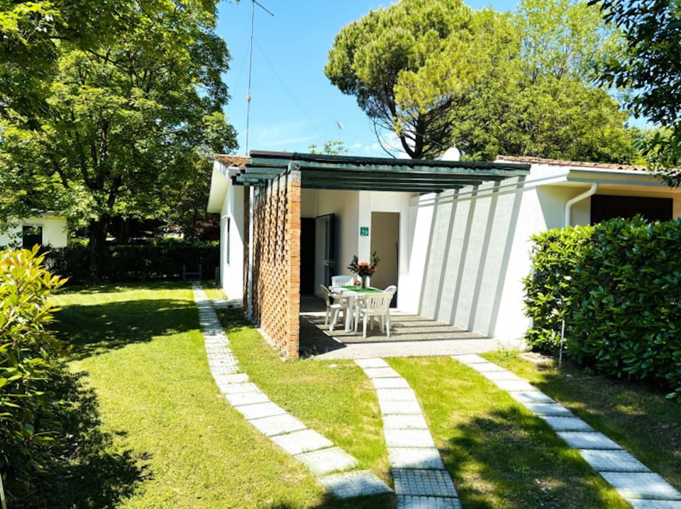 Villa, 3 Bedrooms, Patio, Garden View | Terrace/patio