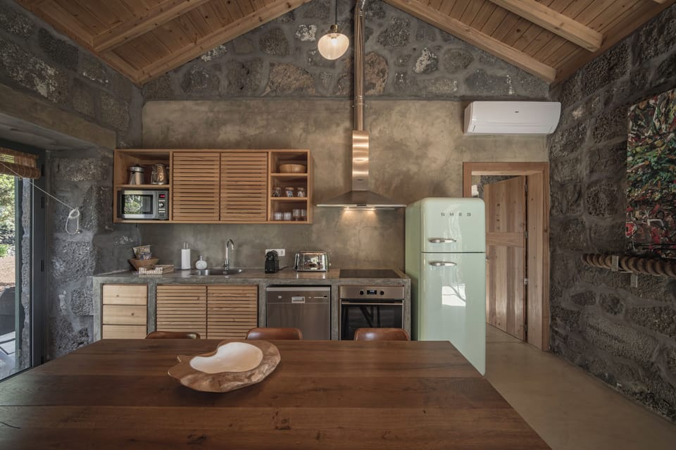 Luxury Villa, 2 Bedrooms, Ocean View, Oceanfront | Private kitchen