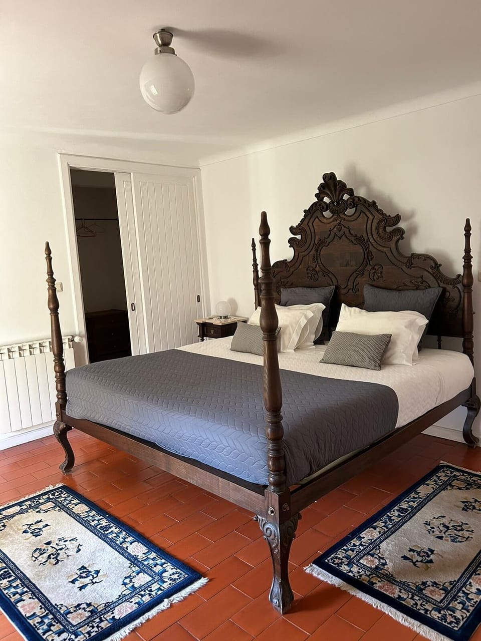 Apartment, 3 Bedrooms, River View | Soundproofing, bed sheets