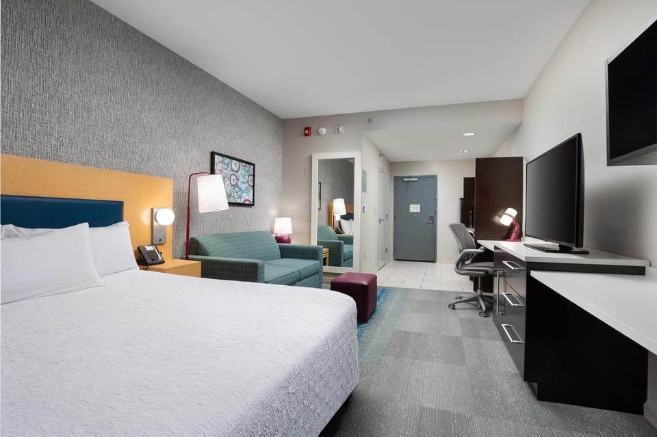 In-room safe, iron/ironing board, free WiFi, bed sheets