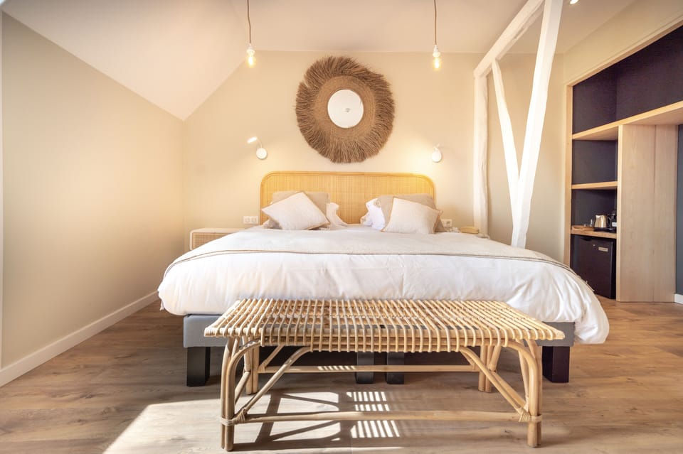 Classic Room | Premium bedding, minibar, in-room safe, individually decorated