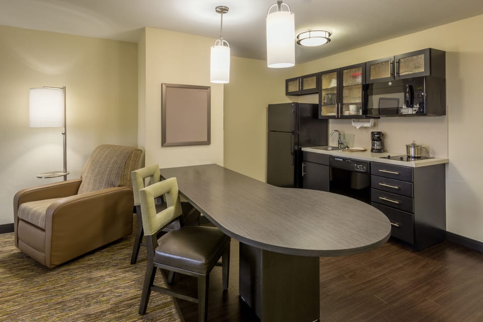 Desk, blackout drapes, iron/ironing board, free WiFi