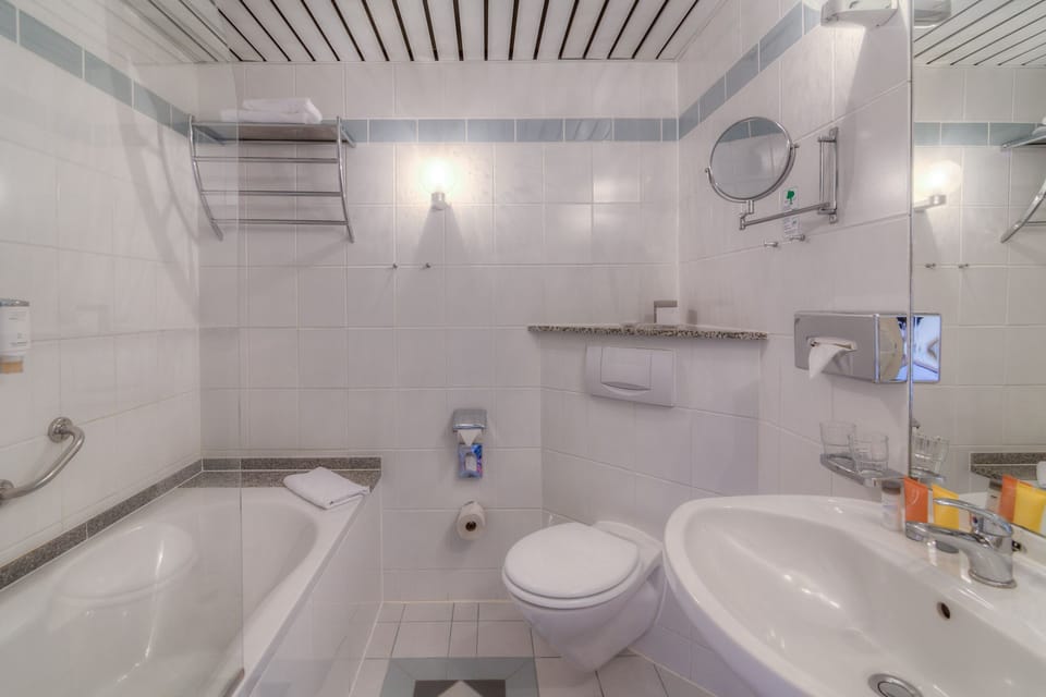 Apartment | Bathroom | Free toiletries, hair dryer, slippers, towels