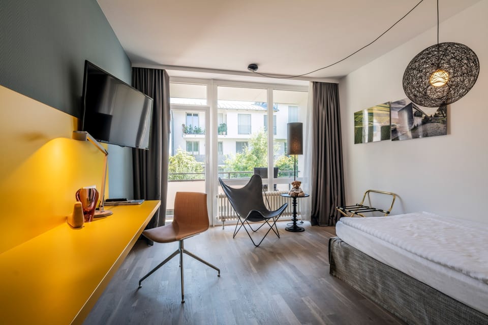 Comfort Single Room, Balcony | Egyptian cotton sheets, pillowtop beds, minibar, individually decorated