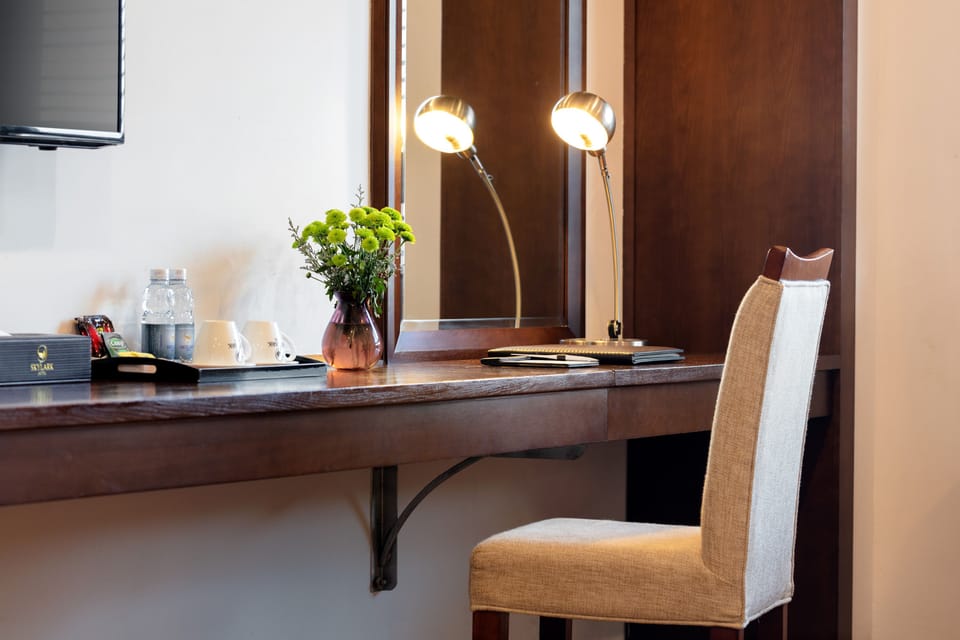 Minibar, in-room safe, desk, laptop workspace