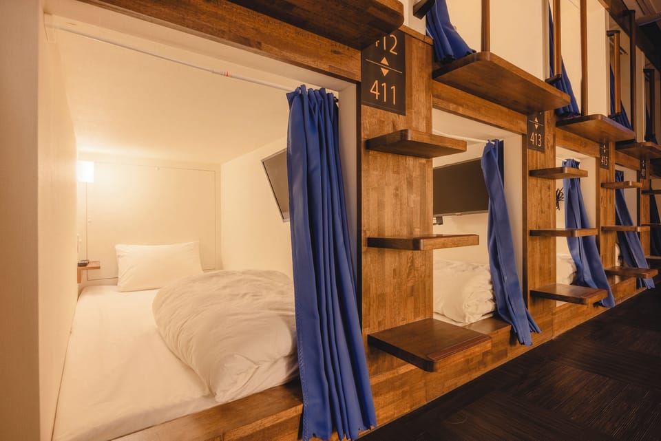 Men's Capsule Non Smoking, Lower,4th floor | Free WiFi, bed sheets