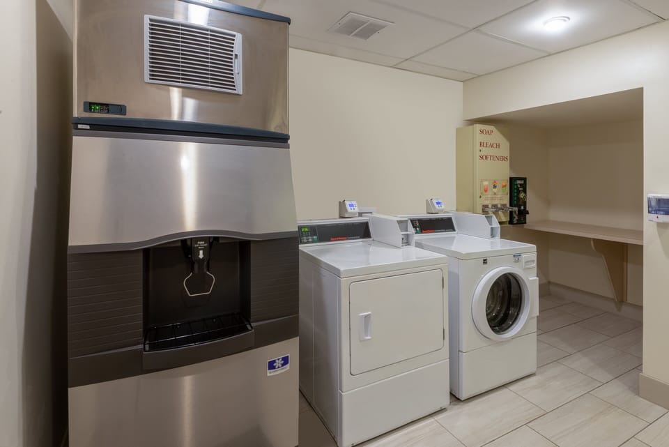 Holiday Inn Express Vermilion by IHG Hotel in Vermilion