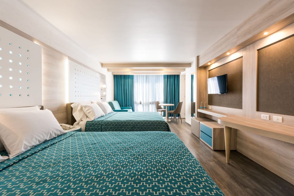 Superior Double Room | In-room safe, desk, laptop workspace, blackout drapes