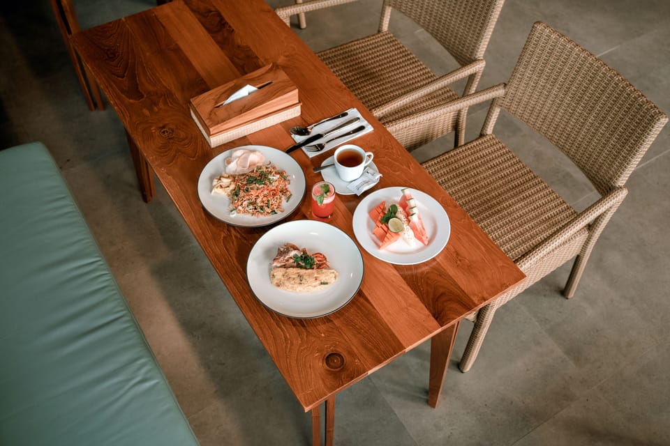 Daily continental breakfast for a fee