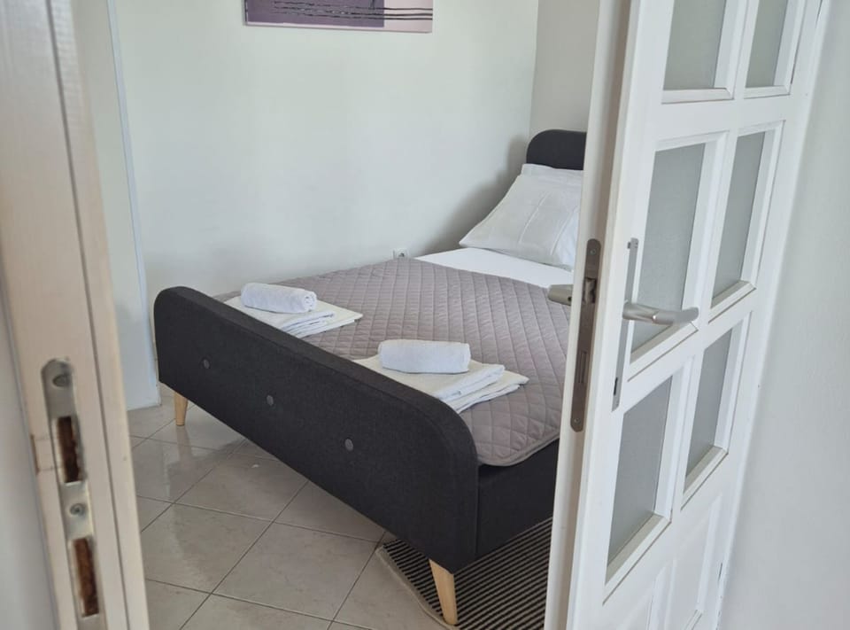 Apartment (Two-Bedroom Apartment with Balcony an) | 2 bedrooms, WiFi